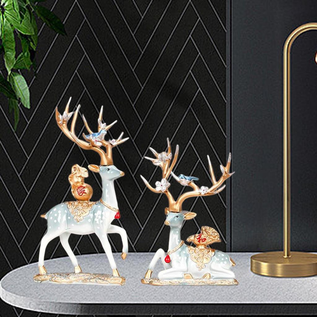2Pcs Couple Reindeer Figurines Animal Ornament Sitting Standing Elk Sculpture Deer Statues for Table