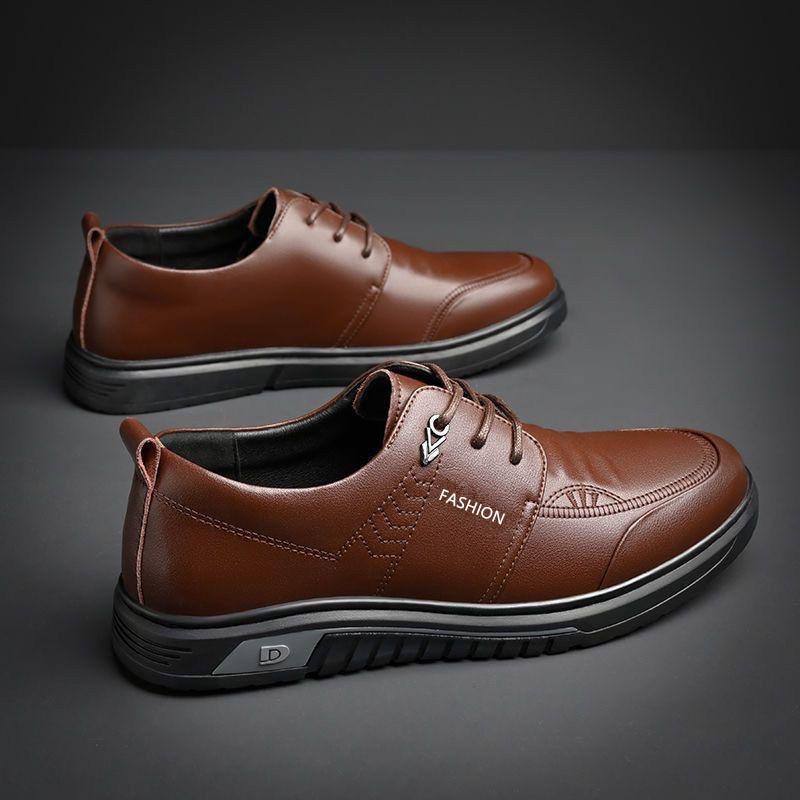 25 New Business and Leisure Men's Leather Shoes Trendy Fashion Leather Shoes Breathable and Comfortable Inside Men's Leather Shoes