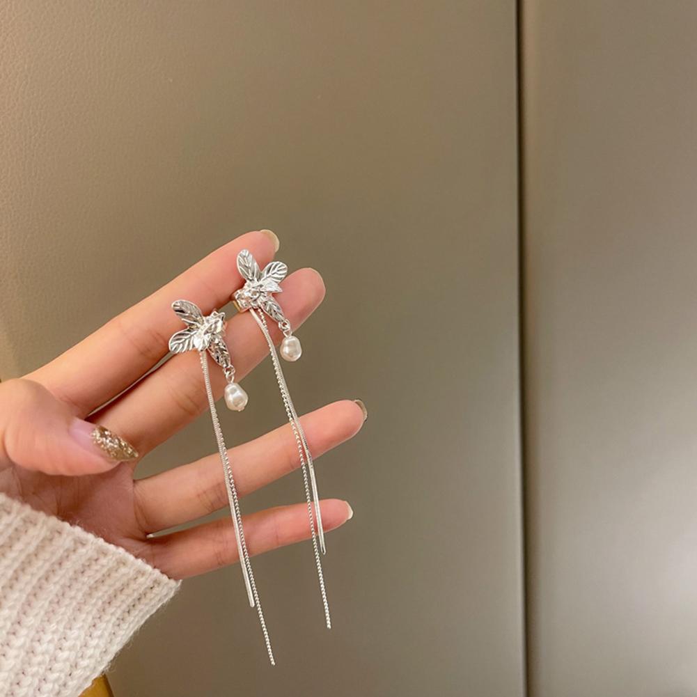 Fashion Trend Silver Needle Unique Design Exquisite Butterfly Pearl Tassel Ear Bone Clip Women 'S Jewelry Party Gift