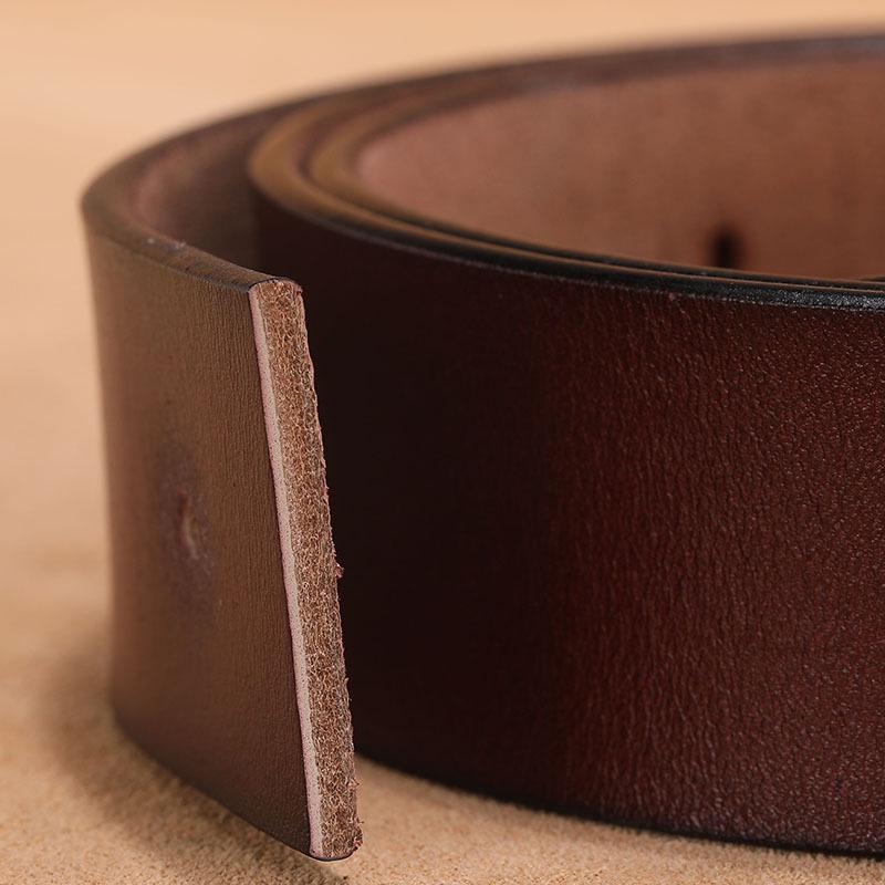 Men's Retro Smooth Buckle Belt - Large Size Genuine Leather Cowhide with Letter V Design