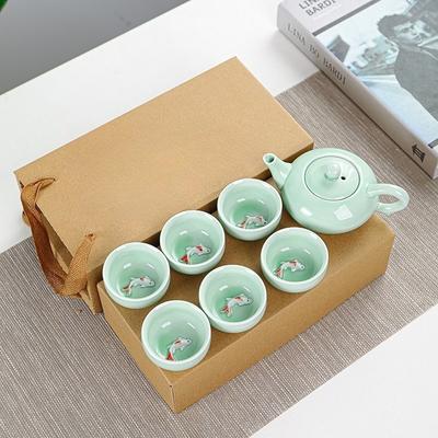 Celadon kleiner Fisch, Ein Sechs-Tassen-Teekannen-Set, Ein einfaches und tragbares Heimgeschenk