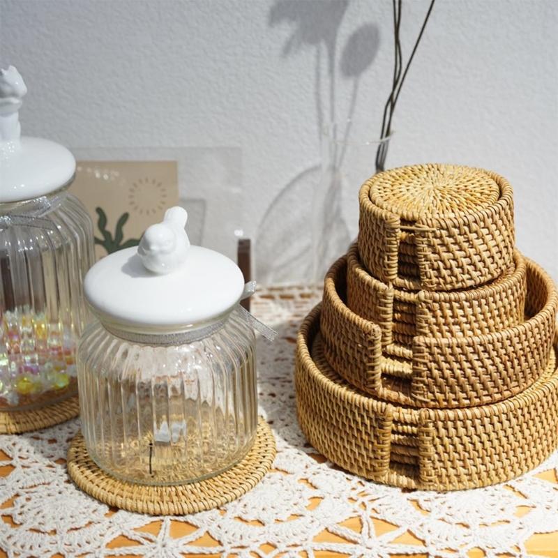 Decorative Kitchen Mat Nonslip Natural Fiber Coaster For Hot Dishes And Drink Slip Resistant Grass Placemat