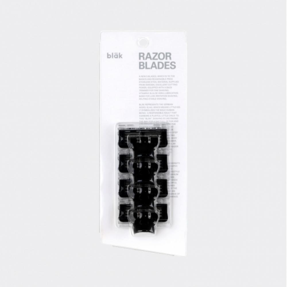 Blak Razor Blades  4 Pieces 