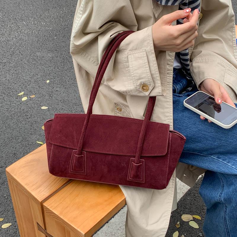 Elegant Suede Tote Bag for Women – Classic Top Handle Handbag with Structured Design and Minimalist Style
