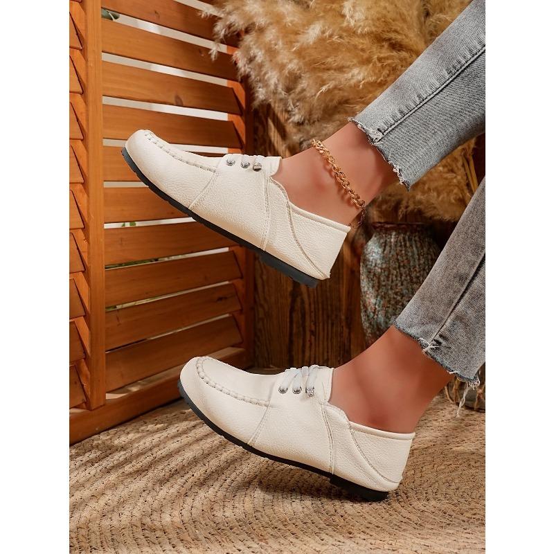 Spring New Outdoor Flat Slip-On Casual Shoes – Large-Size Comfortable Women's Footwear