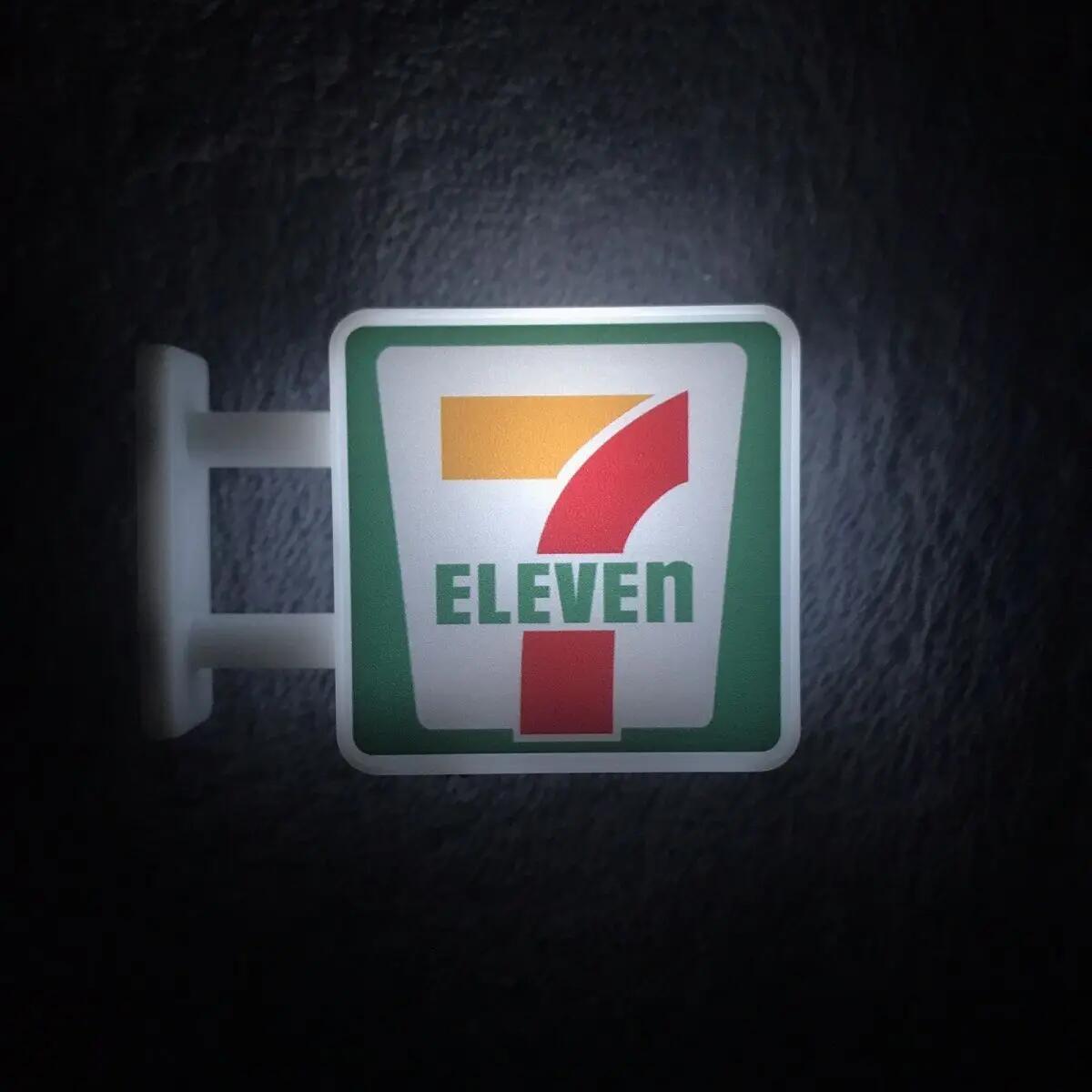 

Convenience Store Fridge Magnet Miniature Model Magnetic Decorate Night Light Atmosphere Light Glowing Signboard
