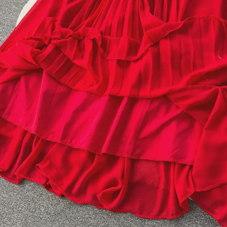 Elegant V-Neck Chiffon Dress with Waist-Cinching A-Line and Pleated Design