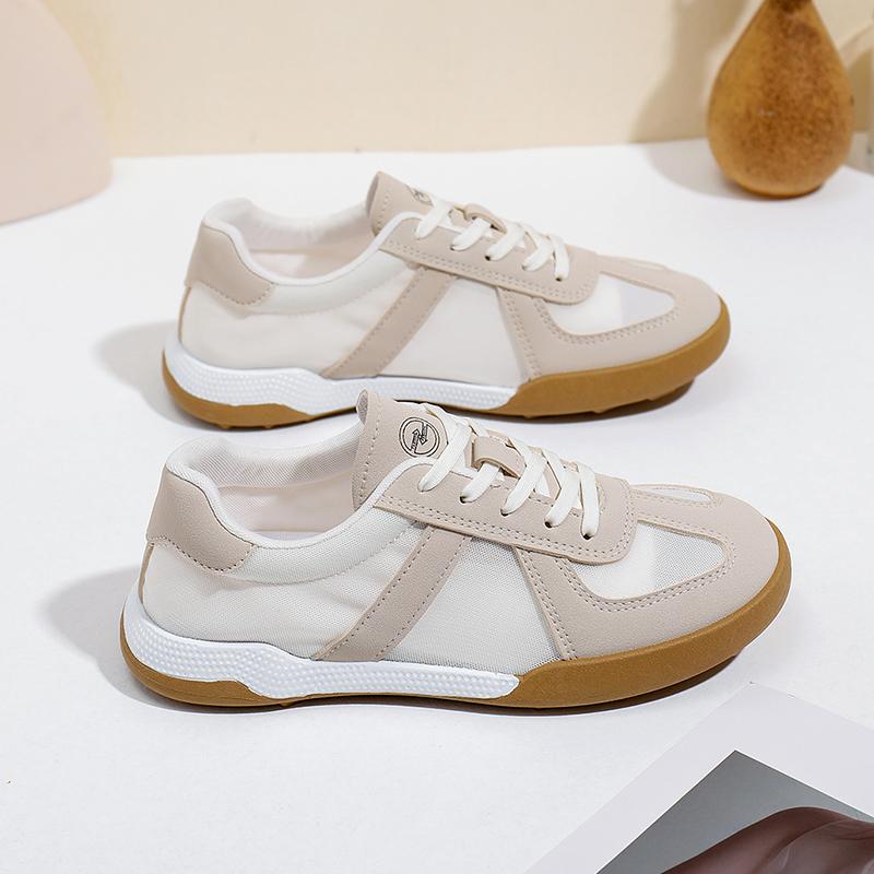 Women Comfortable Casual Shoes Soft Leather White Shoes Summer 204 New Lace Up Flat Casual Sports Shoes Women Running Shoes