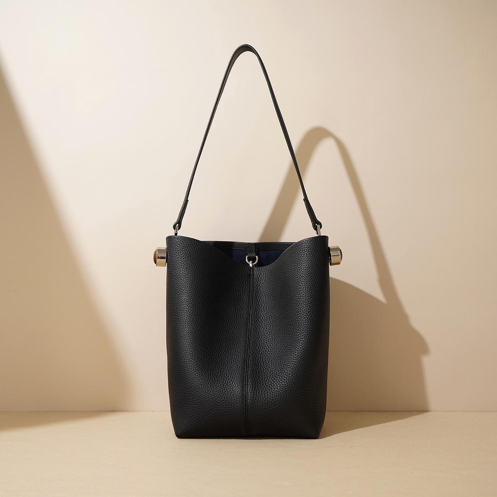 Bucket Bag Women's 2025 Simple First-layer Cowhide Tote Bag Niche Large-capacity Versatile Tablet Commuter Shoulder Bag