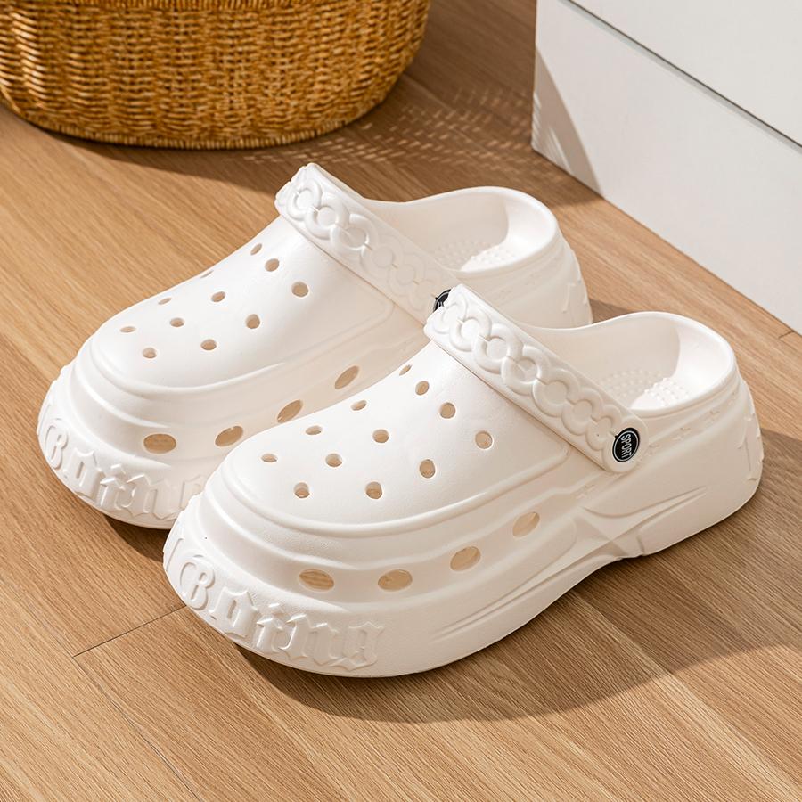 Fashion Hole Shoes for Women Indoor Outdoor Thick Bottom Soft Sole Comfortable Non Slip Slides Student Summer Beach Slippers