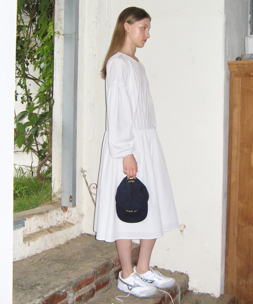 Sinun Tuck Shirring Dress (White)