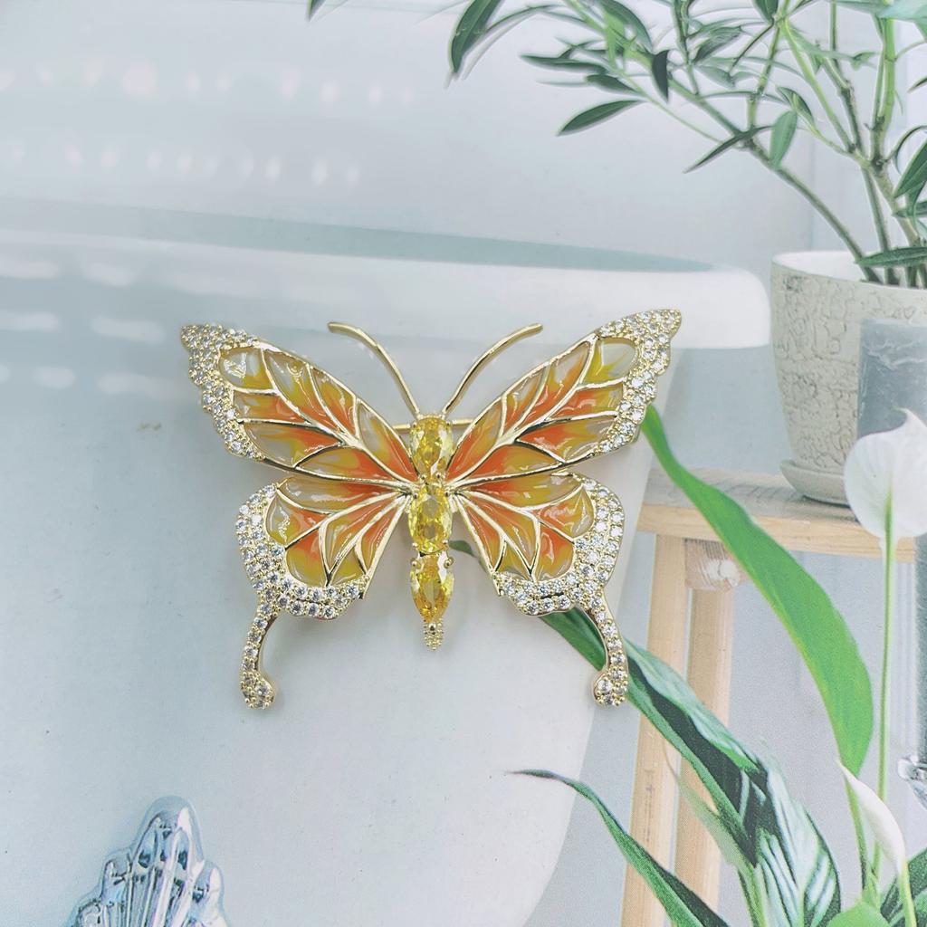 Handcraft Alloy Butterfly Pin Intricate Craftsmanship Sturdy Materials Fashion Accessory for Outfits or Bags Decoration