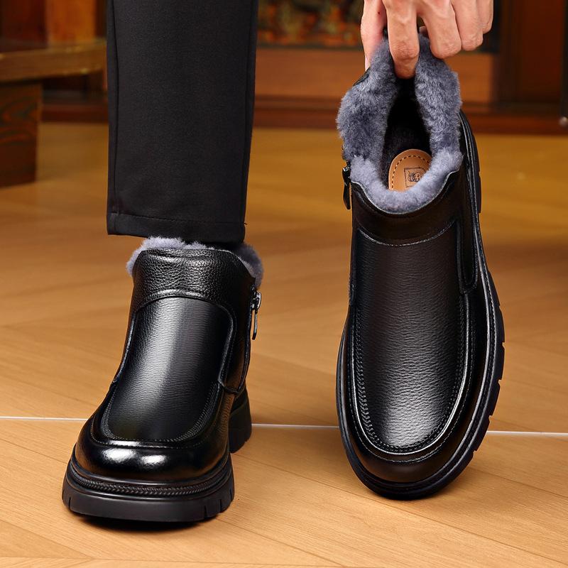 2025 Winter Genuine Leather Shoes Men Chelsea Boots Fashion Brand Shoes Warm Plush Mens Ankle Botas Flat Non-slip Pure Black
