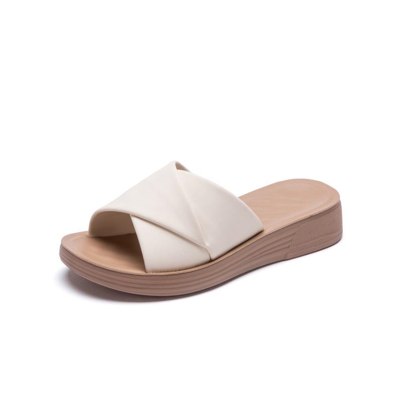 

Genuine Leather Soft Sole Flat Sandals for Middle-Aged Women - Non-Slip, Comfortable Summer Footwear 2024 36 бежевий