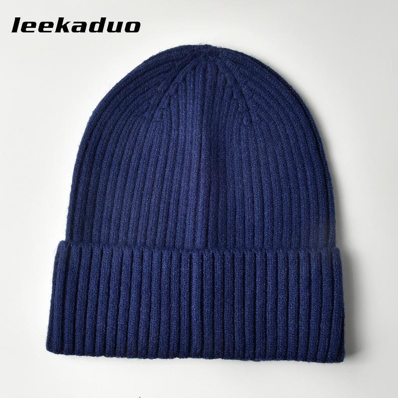 Simple solid color hat Men's winter light board cover Knitted hat Wool hat Autumn and winter warm ear protector Cold hat