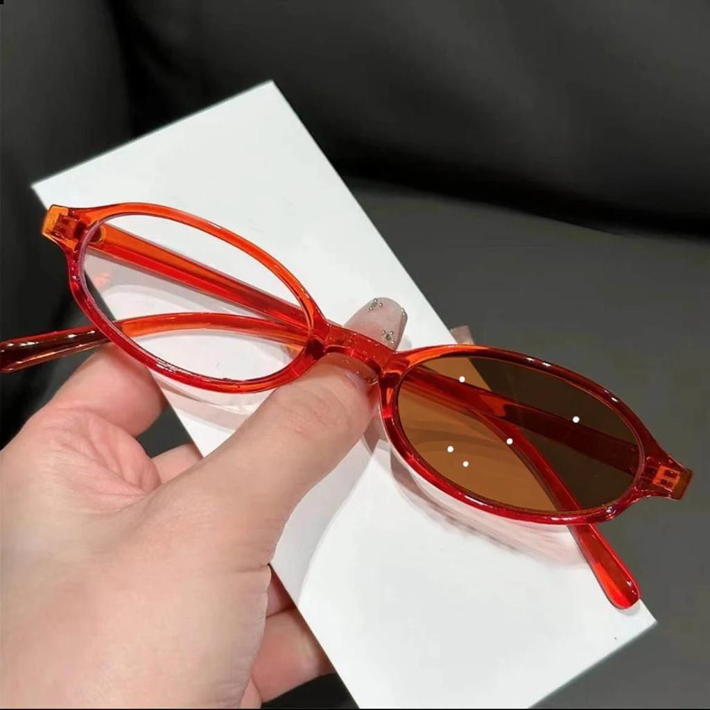 Color Changing Outdoor Eyeglasses Spicy Girl Style Photochromic Myopia Glasses Ultra Light Small Frame Near Sight Glasses