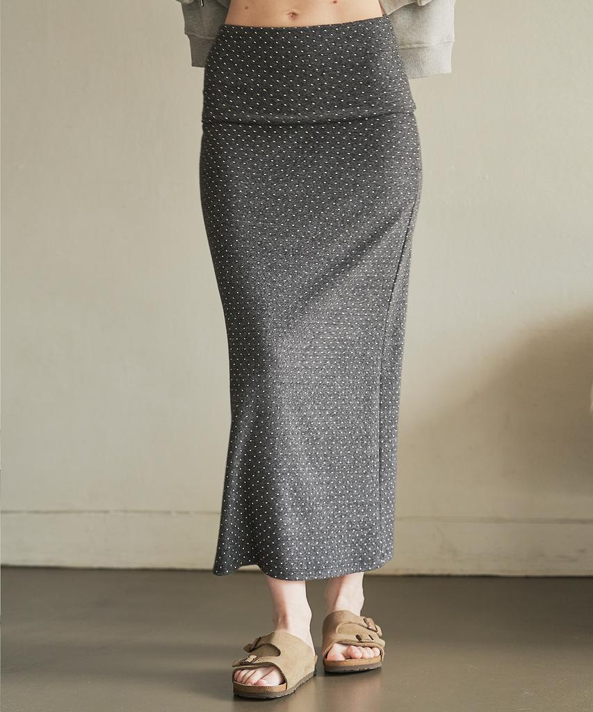 Iteoneolmomeonteu Warm Dot Peach Maxi Skirt_Charcoal