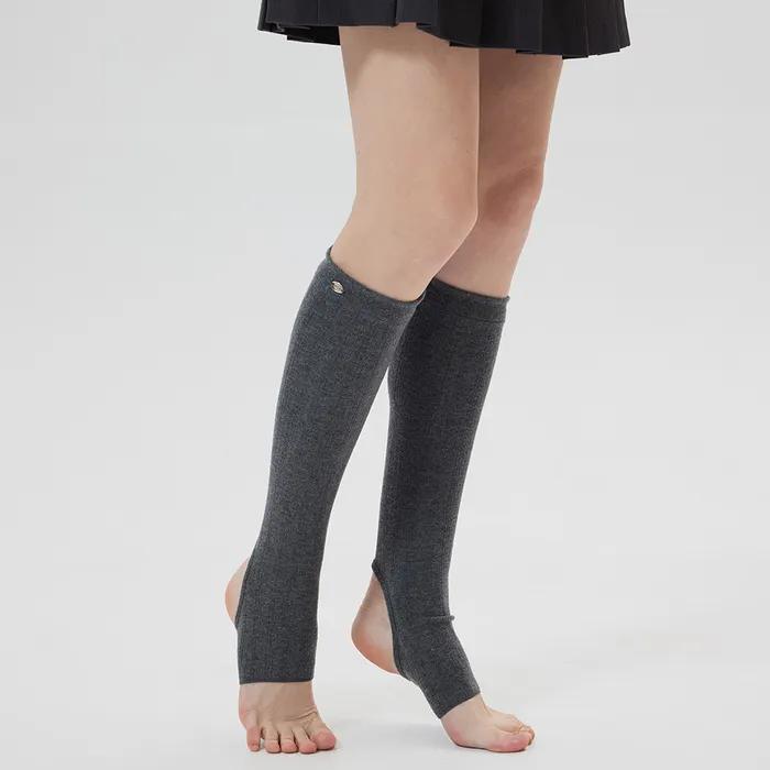 CHARLES : Charles Knee-High Leg Warmers_4color