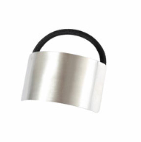 

Charming Hair Ties Excellent Workmanship Ponytail Holder For Everyday Wear Delicate And Unique Bands срібний