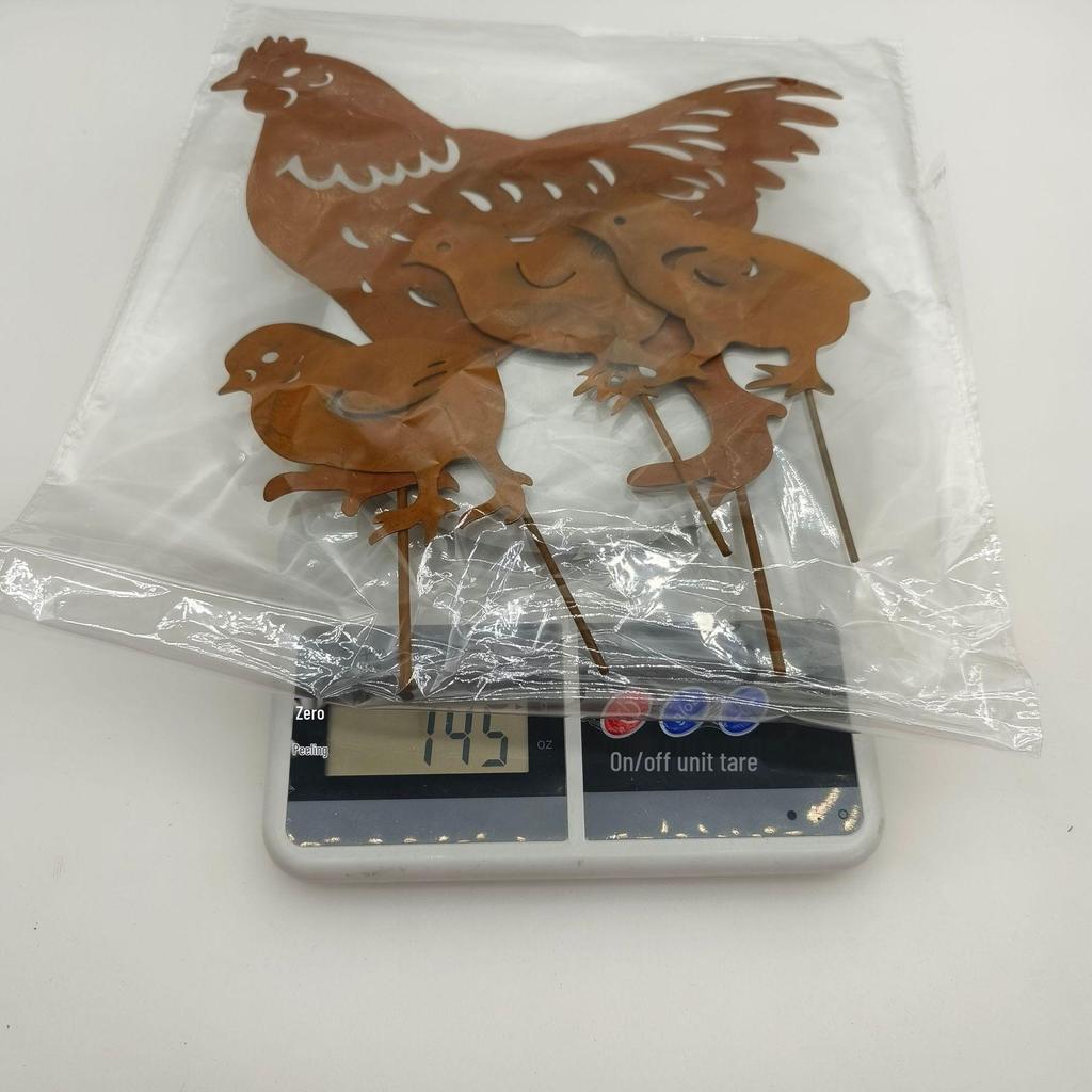 Creative Metal Hen and Chick Garden Decoration – Courtyard Chicken Family Lawn Ornament