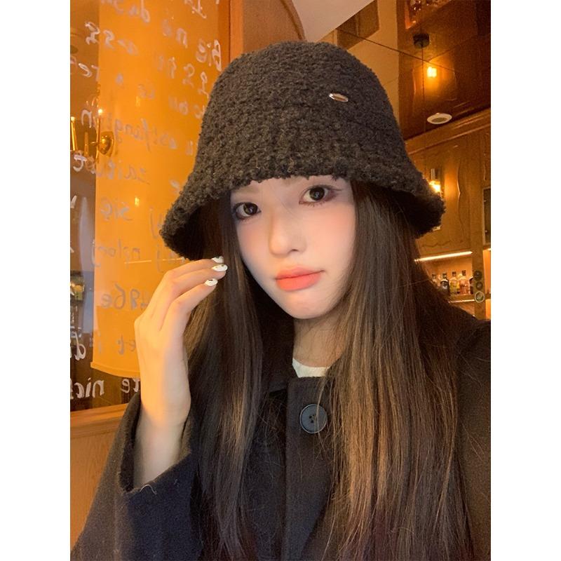 Knitted Fisherman's Hat for Women A Retro Autumn and Winter Hat with A Large Head Circumference To Show Off The Face A Small and Versatile Basin Hat