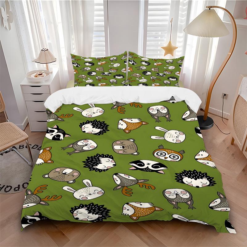 

3pcs bedding set Forest Creatures Includes 1 Comforter + 2 Pillowcases, Without Pillow Inserts, Soft Comfortable, Lightweight Breathable026 135x200cm