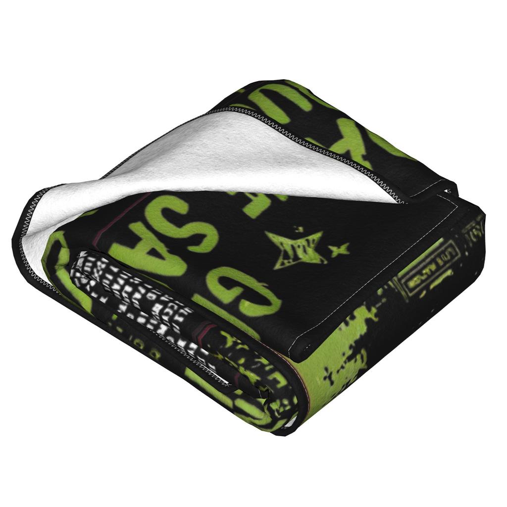 Super měkká deka Green Day Saviors Tour 2024 prémiová flanelová fleece lehká postelová deka útulná teplá deka pro všechna roční období
