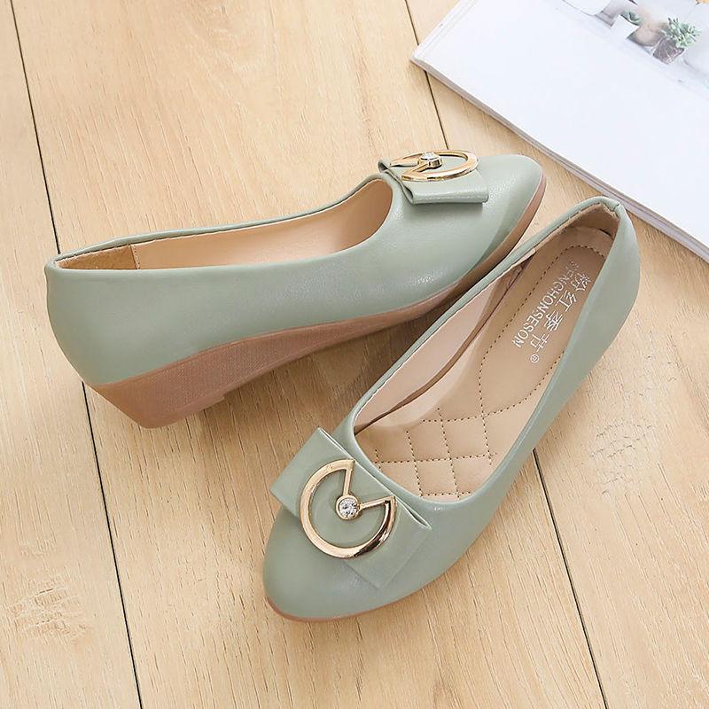 Round Toe With Medium Heels Women's Shoes Summer Work Ladies Pumps On Promotion High Quality Chic and Elegant Slip On Footwear