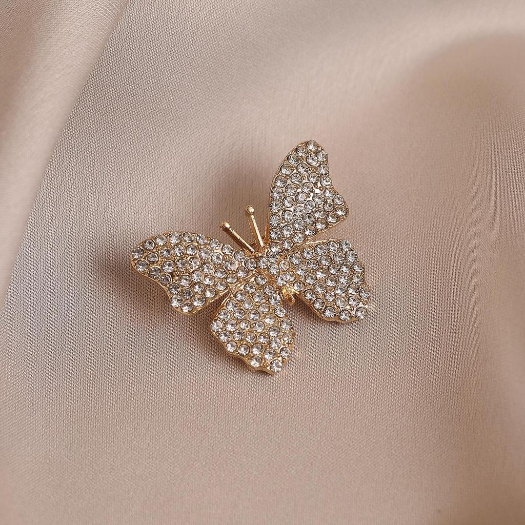 2026 High-End Butterfly Brooch: Elegant Summer Accessory for Shirts and Suits