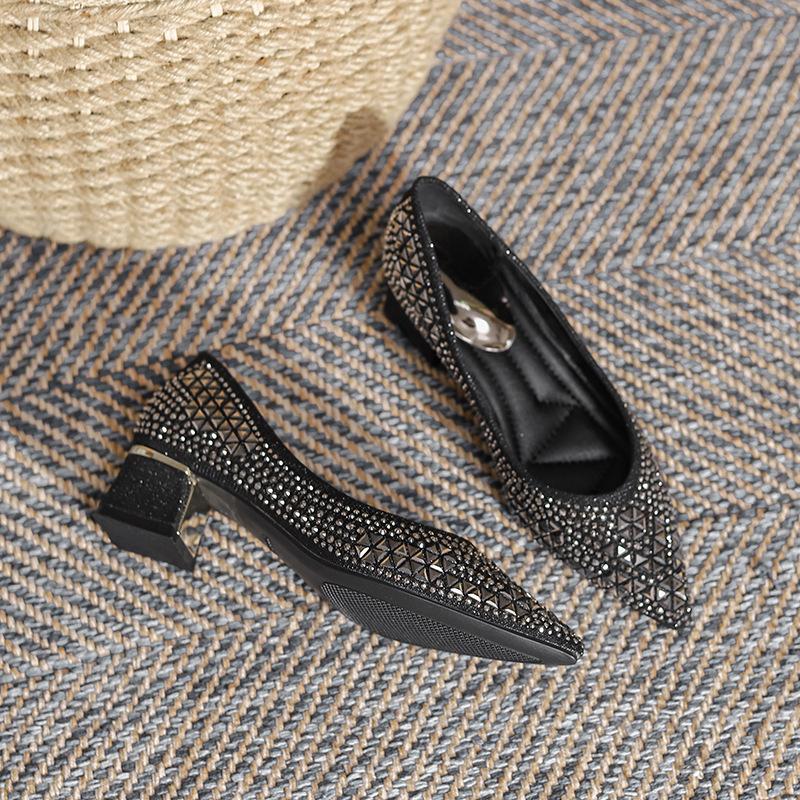 

Модные туфли-лодочки с пайетками и золотыми заклепками, женские туфли с острым носком на блестящем среднем высоком каблуке, женские туфли на металлическом каблуке, элегантные туфли для офиса 4.5 чёрный