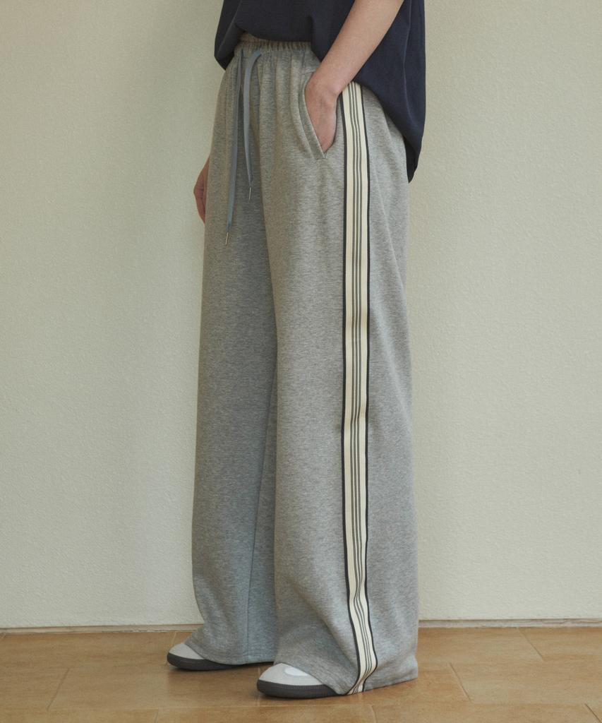 Wednesday Oasis For Woman W/Essential Line Track Pants (3 Colors)