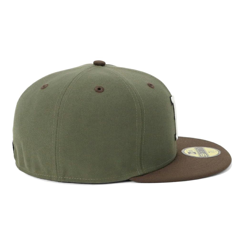 New Era 59FIFTY Kappe MLB Boston Red Sox, 2-farbiger Schirmunterseite, ONSPOTZ Exklusiv, Größe 7 3/8 (BOS Neues Olivgrün)