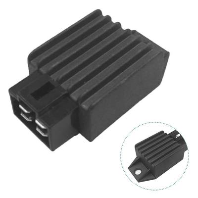 Accessori elettronici per auto – Cavi auto, adattatori e prese