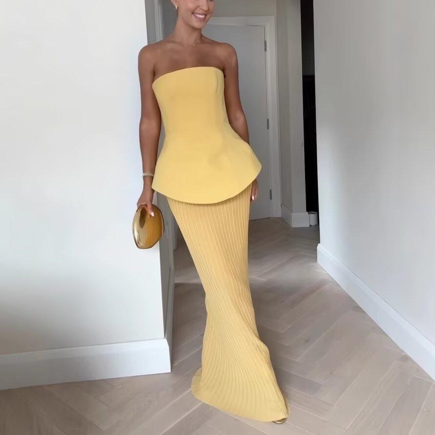 

2024 Autumn Sweet Fresh Women s Strapless High-Waisted Pleated Midi Skirt Two-Piece Set Small чорний