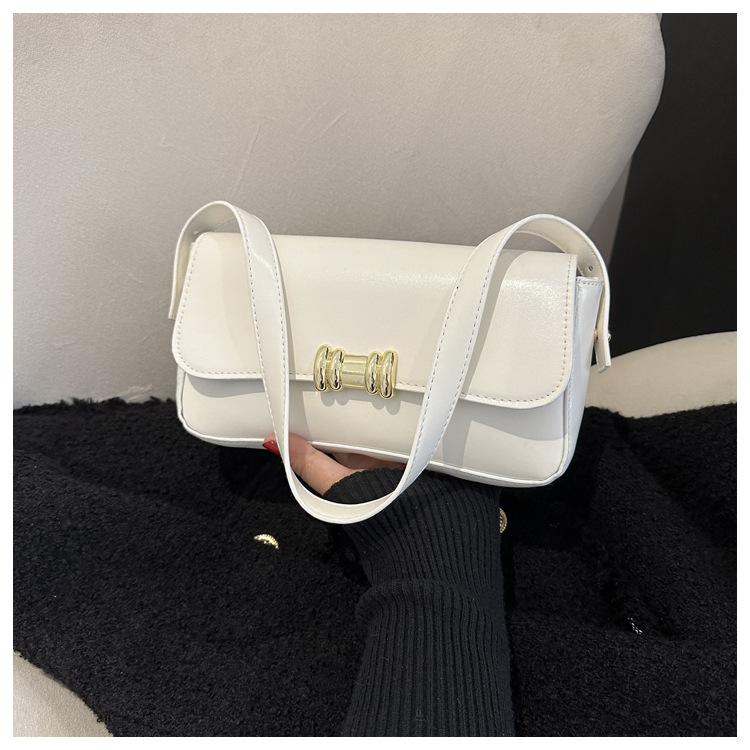 Temperament Fashionable Retro 2025 New Texture Casual Solid Color Simple New Autumn Shoulder Armpit Small Square Bag