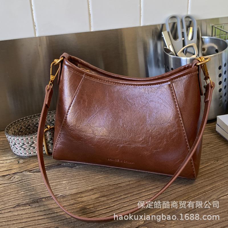 Fashion Retro Small Bag 2025 New Simple and Versatile Messenger Bag High-end Women's Broadband Shoulder Bucket Bag