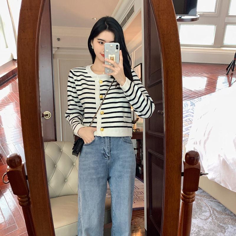 

Полосатый вязаный кардиган с круглым вырезом и длинными рукавами, женский свободный короткий свитер, пальто, женское повседневное пальто One Size белый