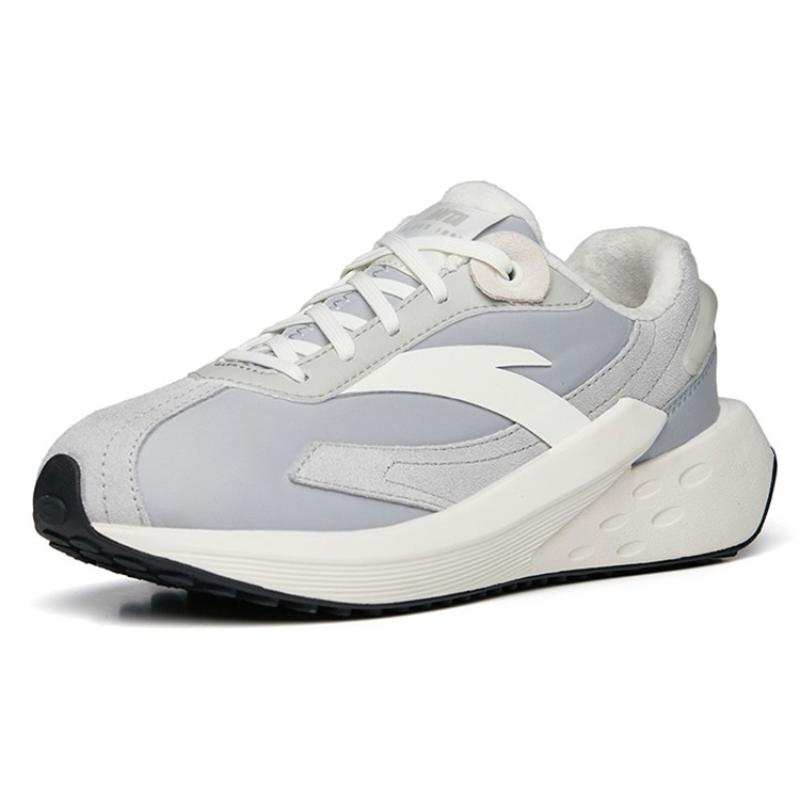 Anta Icing Abrasion Resistant Low top Running Shoes Women's Gray White Sneakers 922248856-1