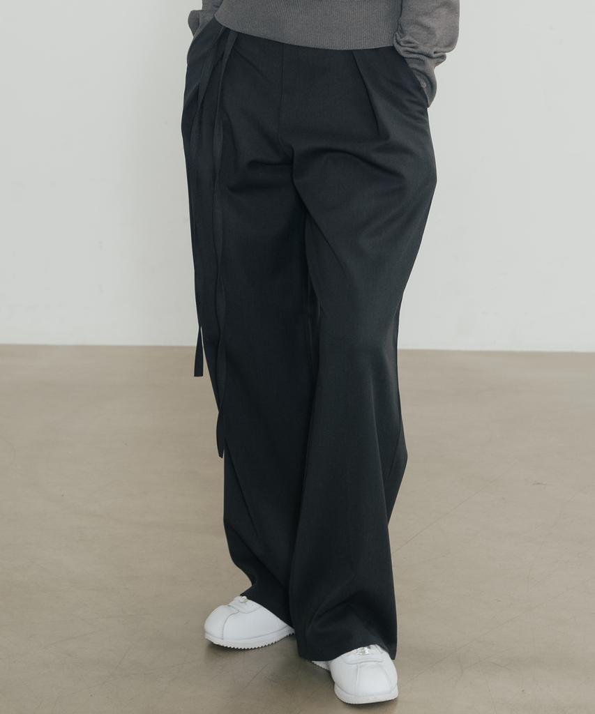 SSIN AND LEE (W) Serin Belted Slacks Charcoal