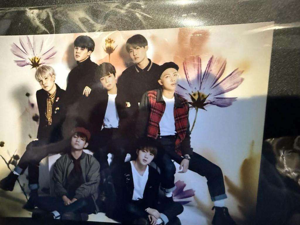 [USED] BTS All Shibuya OIOI BTS INEEDU Raw Photo Collection