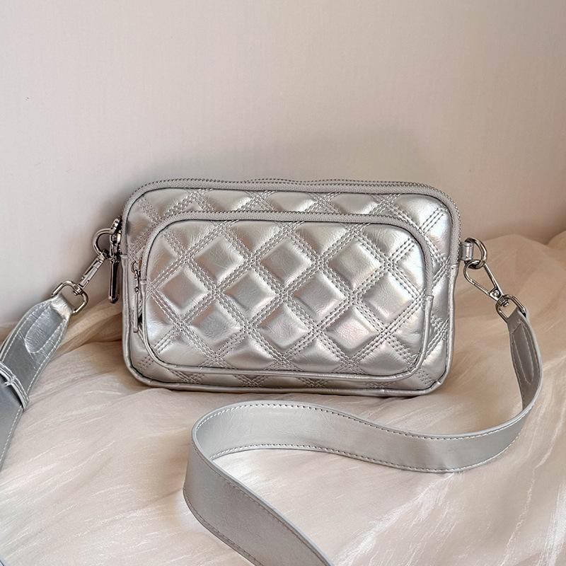 Bag Women's Bag New Diamond Chain Bag Fashionable Women's Shoulder Messenger Bag Women's Small Square Bag