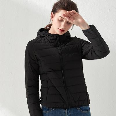 Neue leichte Daunenjacke Damen kurz mit Kapuze Stehkragen dünn nahtlos integriert gestrickt Damenbekleidung große Größe leichte Jacke
