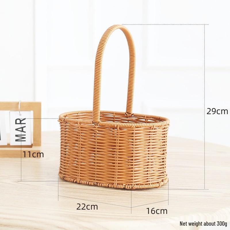Handheld Woven Rattan Basket: Ideal for Flowers, Fruit, Gifts, Storage, and Souvenirs - Perfect for Flower Shops and Children's Day Celebrations.