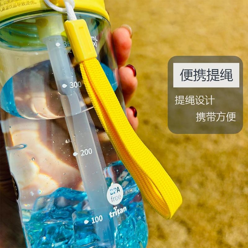 Small and portable water bottle Summer light luxury high-end cup Girls high value straw cup for school