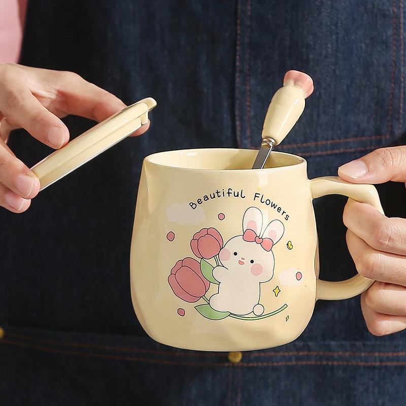 Ceramic Cup with Lid and Spoon, High Value, Cute Girl Home Office Drinking Cup As a Gift
