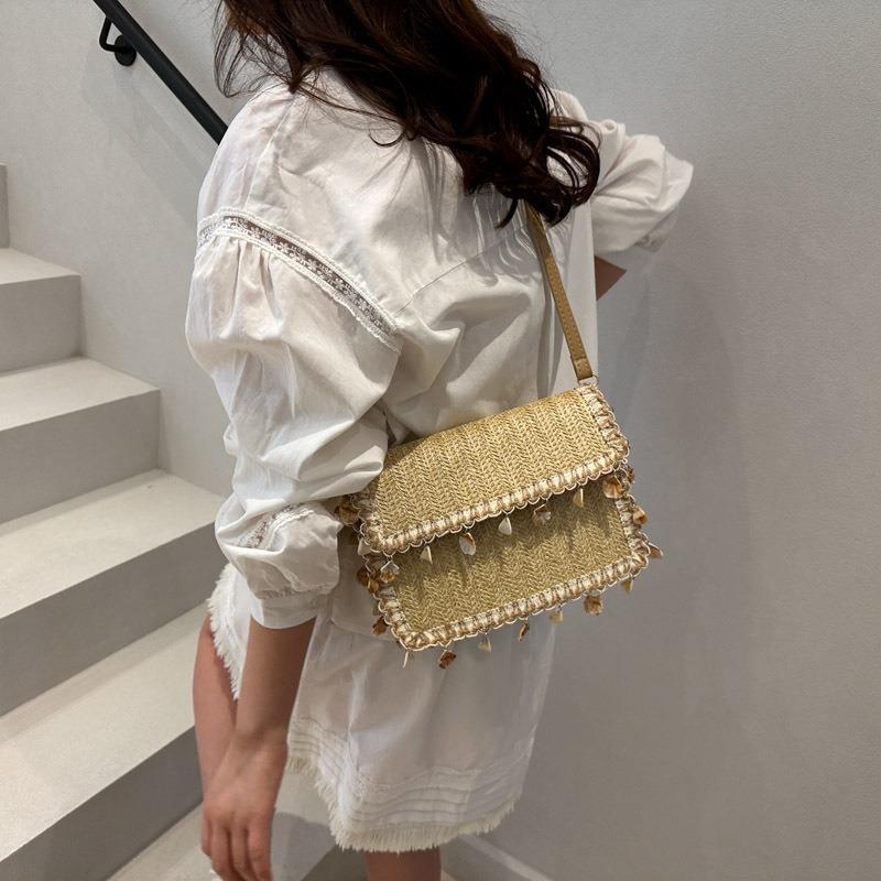 Bag Women's New High-end Texture Temperament Design Sense Shoulder Messenger Bag Personalized Seaside Vacation Bag