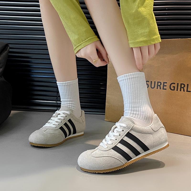Dexun Shoes Women's Retro Spring and Autumn 2025 New Flat-bottomed Versatile Board Shoes Sports and Leisure Shoes Lightweight Forrest Gump Shoes