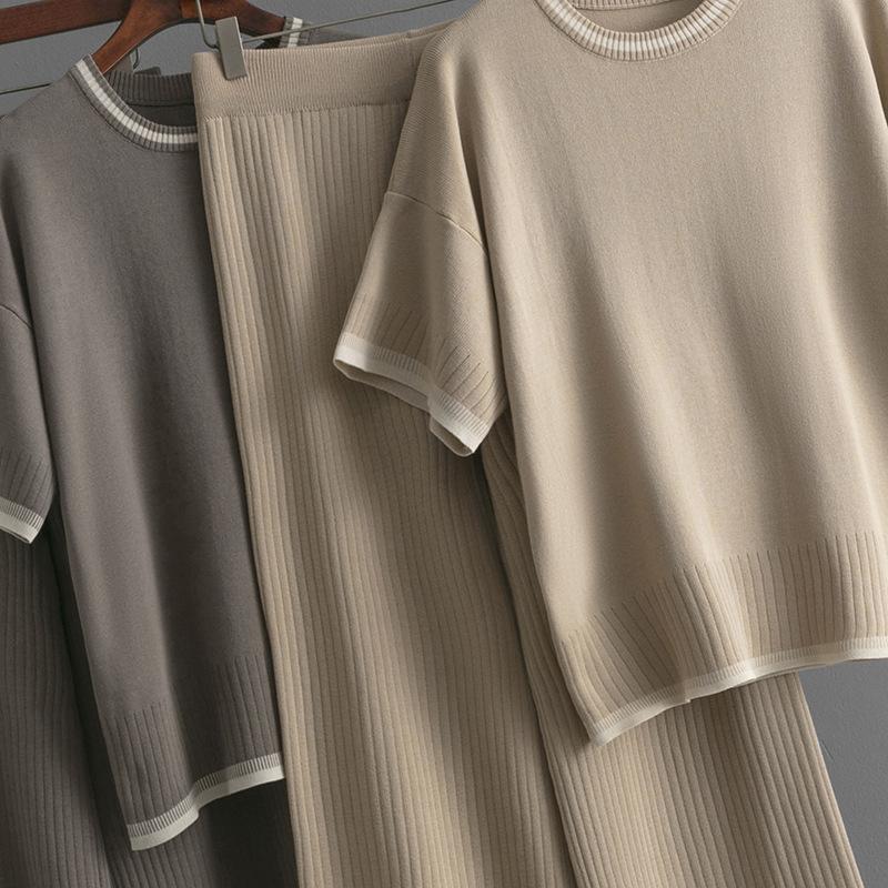 QICED This Is A Two-piece Set of Summer Round-neck Short-sleeved, Tapered, Slimming and Draping Long Pants with Contrasting Color Edges