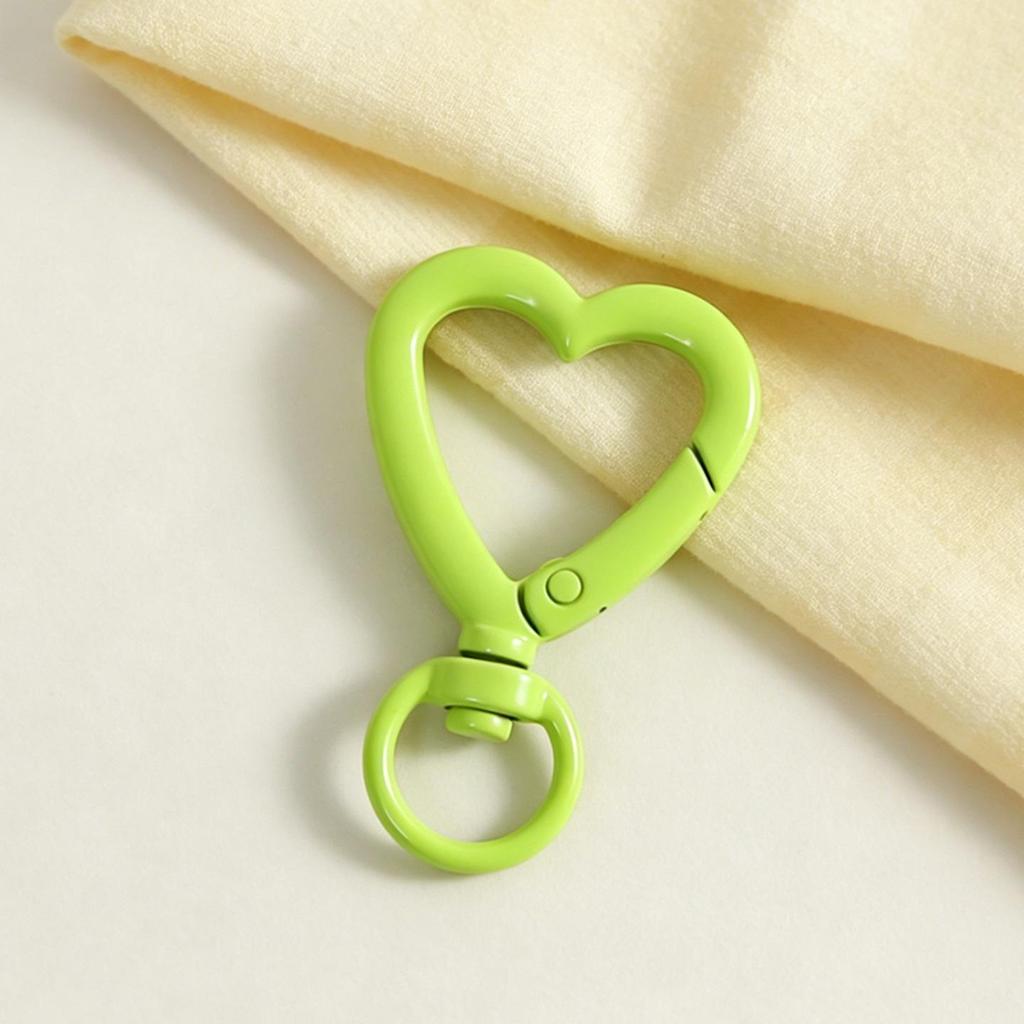 Colorful Heart-Shaped Keychains: DIY Jewelry Accessories with Spray-Painted Spring Clasps and Zinc Alloy Jump Rings