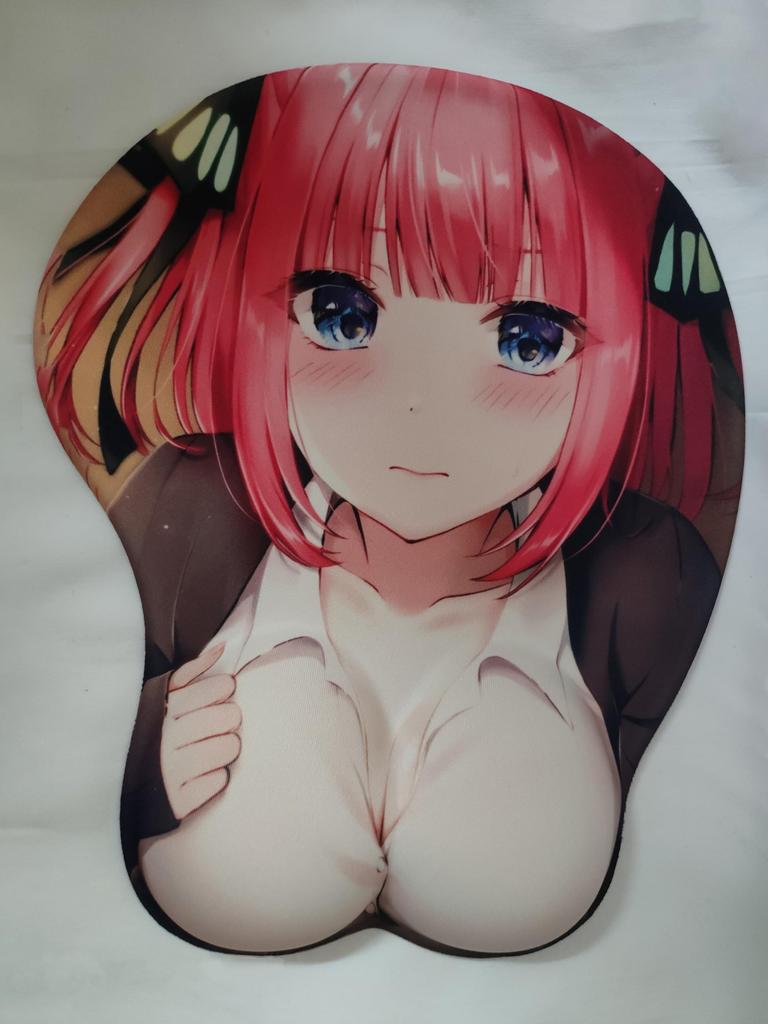 3D Silicone Mouse Pad, Three-Dimensional Design with Breasts & Buttocks, Cute Chest Mouse Pad, Washable, Durable, Ergonomic Design with Nipples and Pr